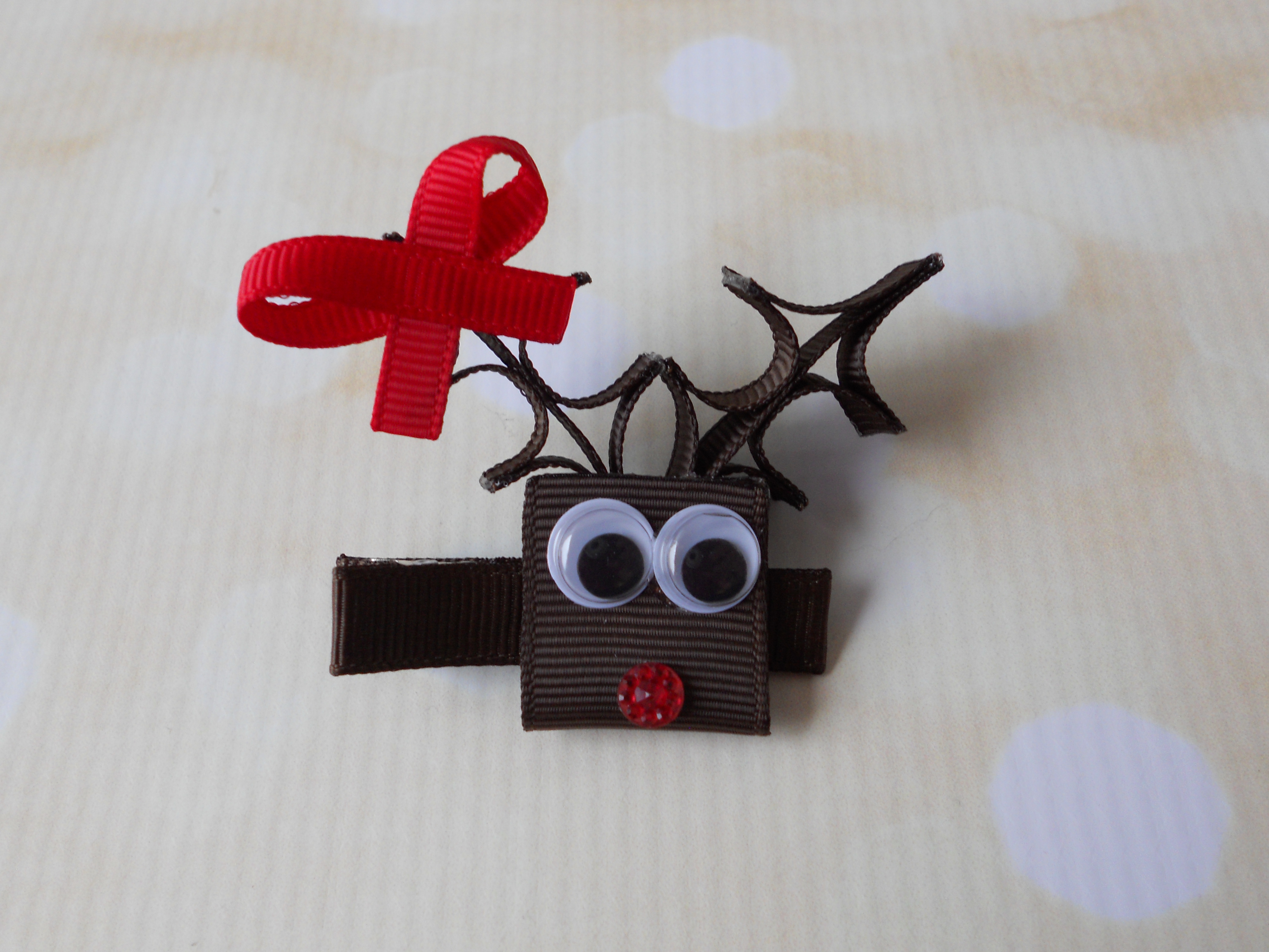 DIY reindeer hair clip