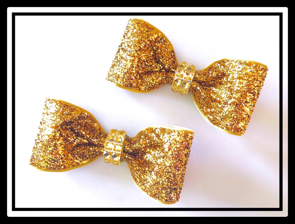 Trendy GOLD pigtail bows!